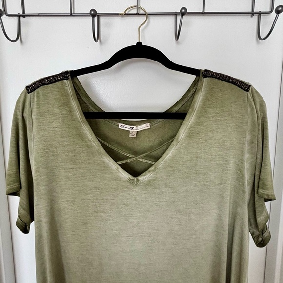 Seven7 • Sage Green Crisscross V-Neck Top, High-Low Hem, Women’s Size Large - Picture 3 of 16